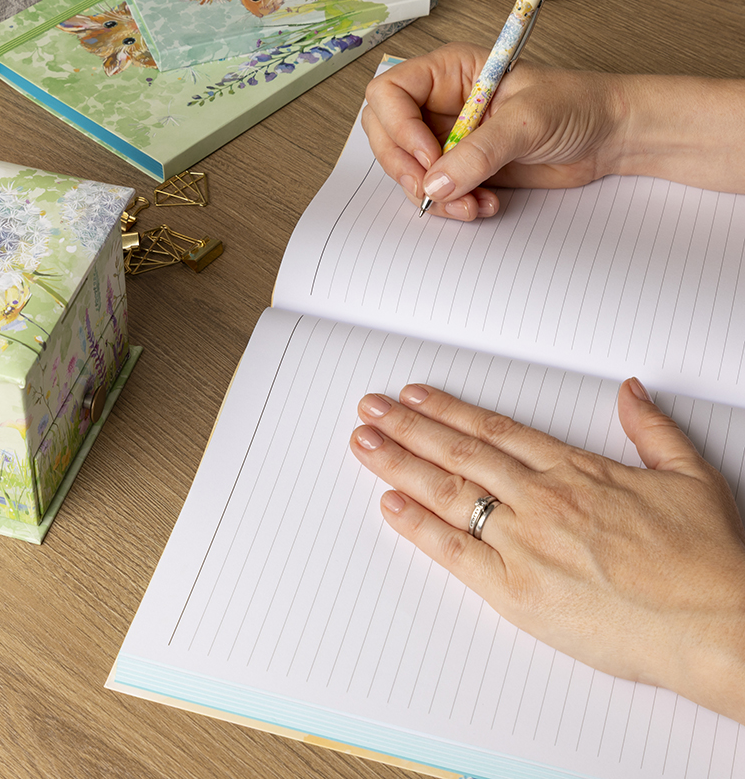 The Gifted stationery Co A4 Notebook The Wildlife - Image 2